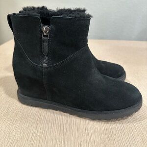 UGG Classic Femme Zip Mini Wedge Heel Suede Boot 8.5 NEW